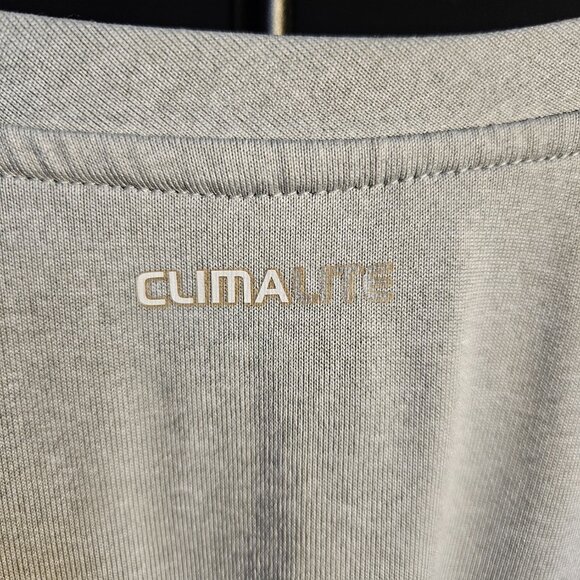 Adidas Activewear Top Large Gray Shirt Tech Fit Men's Large - Picture 4 of 5